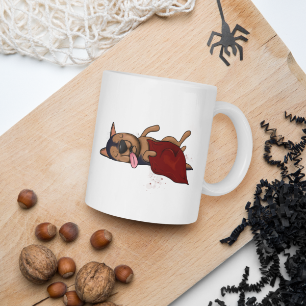 weiße glänzende Tasse, Schläferhund – Bild 19