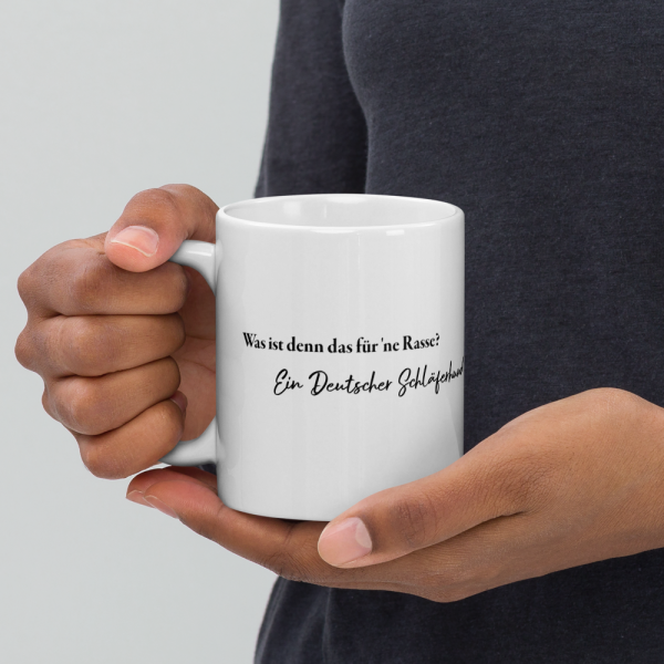 weiße glänzende Tasse, Schläferhund – Bild 22
