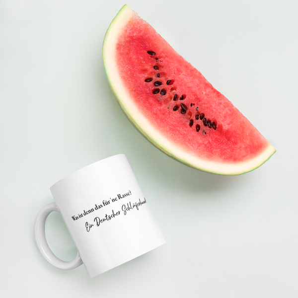 weiße glänzende Tasse, Schläferhund – Bild 41